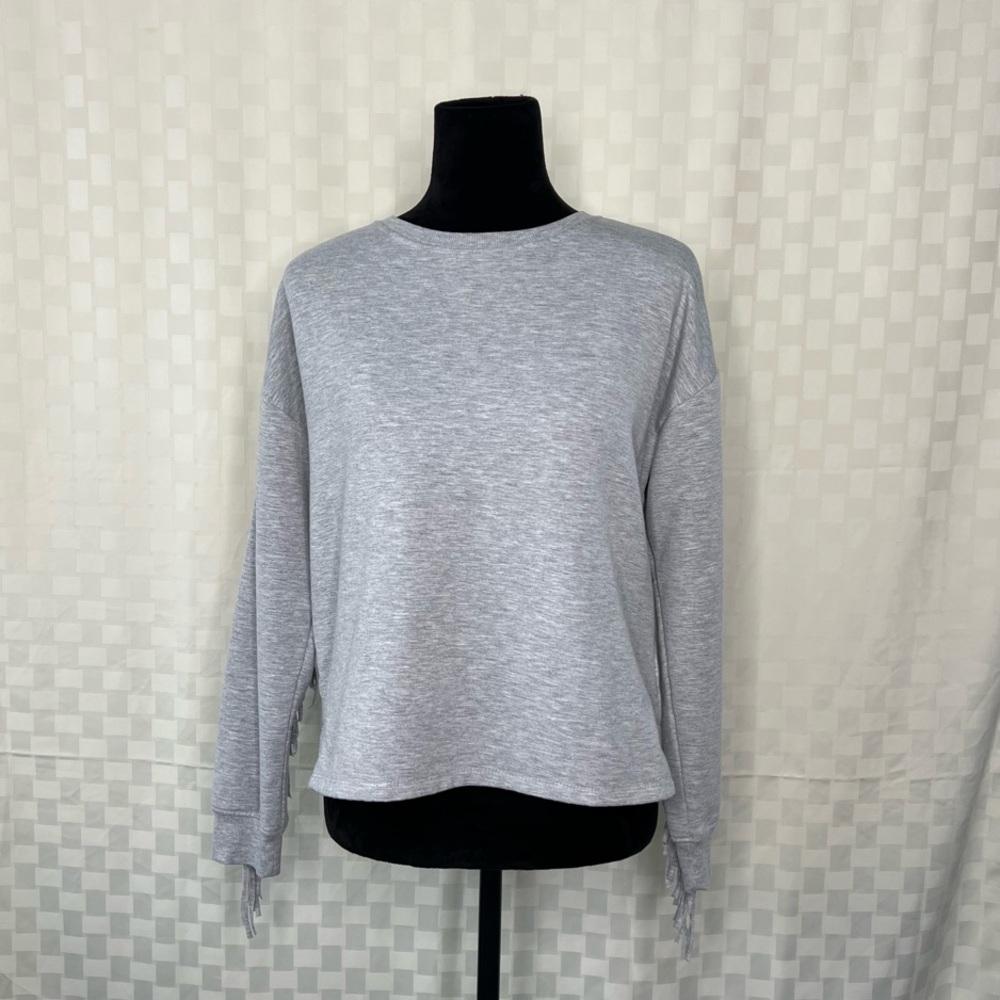 Idyllwind Gray Crewneck with Fringe